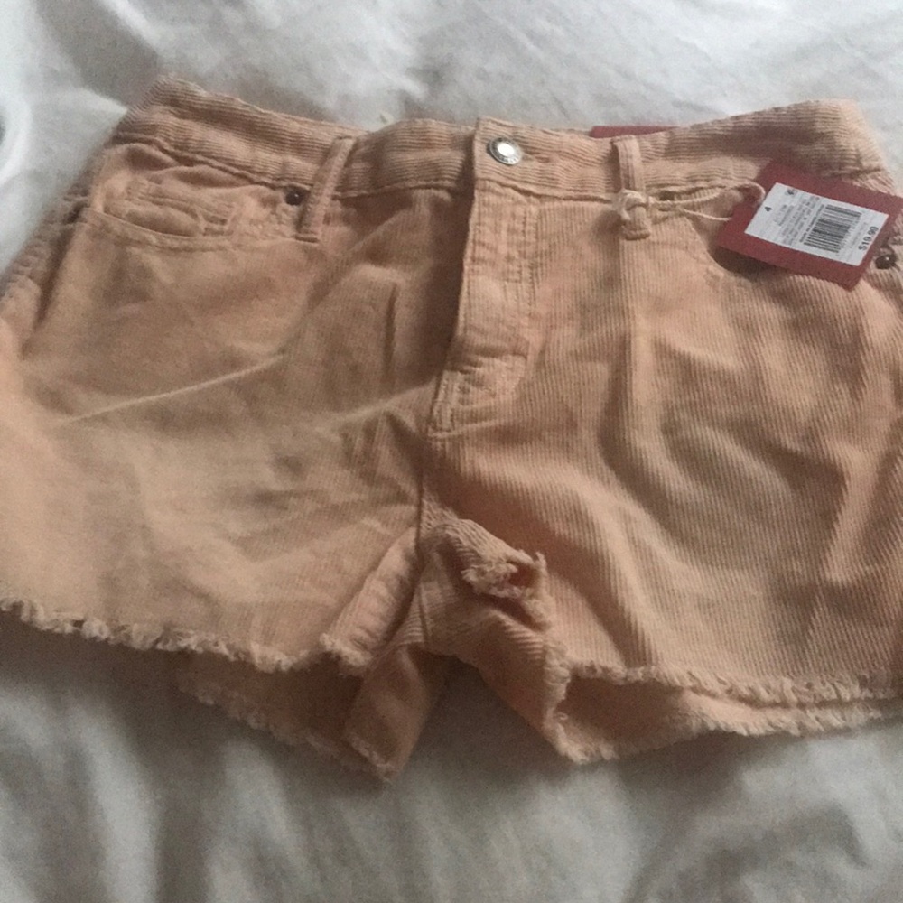 Corduroy peach shorts
